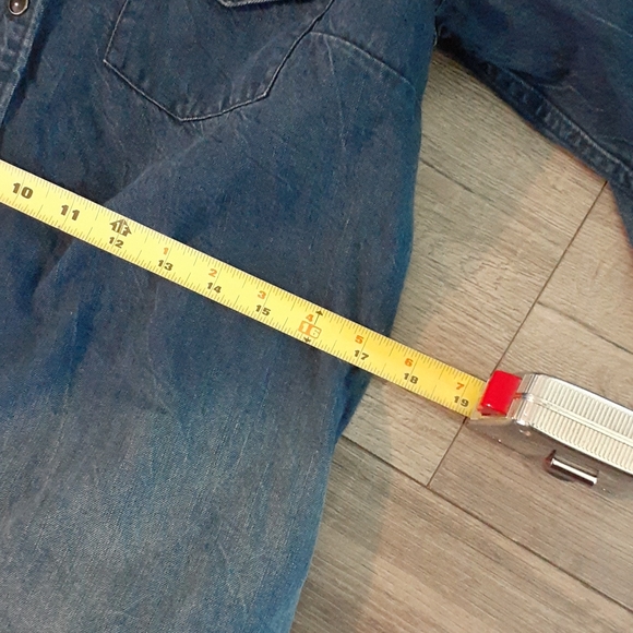 GAP 1969 blue jeans button up - Picture 11 of 11